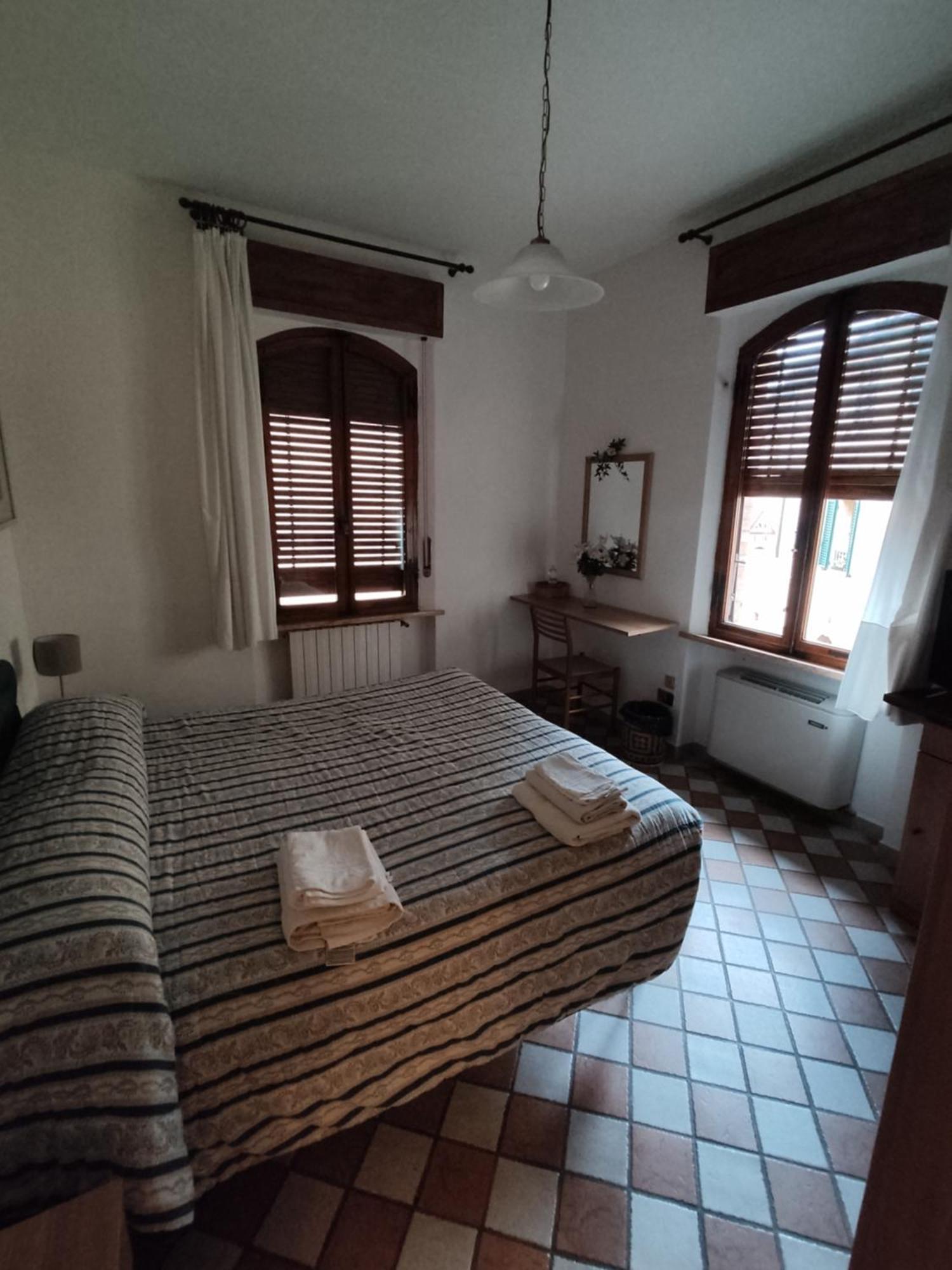 Il Pozzo Della Citerna Hotel Castelnuovo Berardenga Buitenkant foto